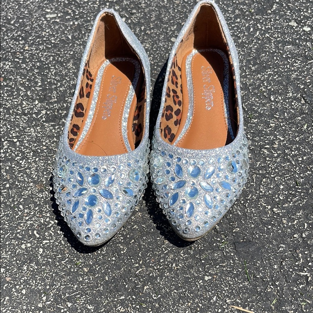 Girl's Dress Shoes - Silver Gem Glitter Flats with Pointed Toe - Never Worn
